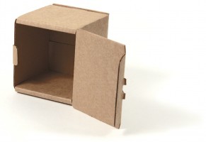 упаковочная самосборная коробка из гофрокартона